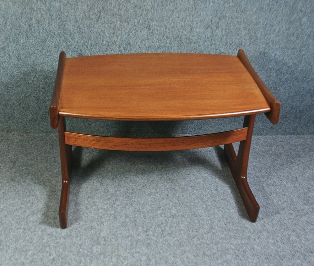 Nest of vintage 1960’s teak GPlan coffee tables. - Image 5