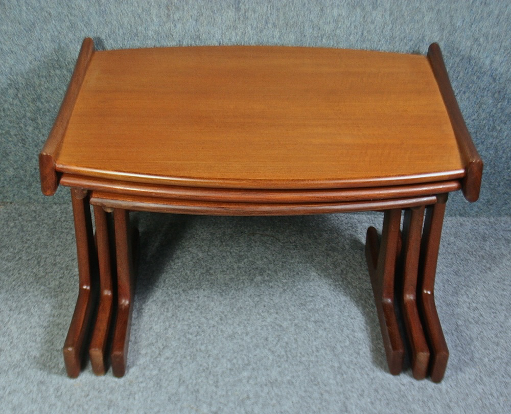 Nest of vintage 1960’s teak GPlan coffee tables. - Image 3