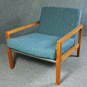 A 1960s Ernest race Sheppey chair with tweed upholstery
