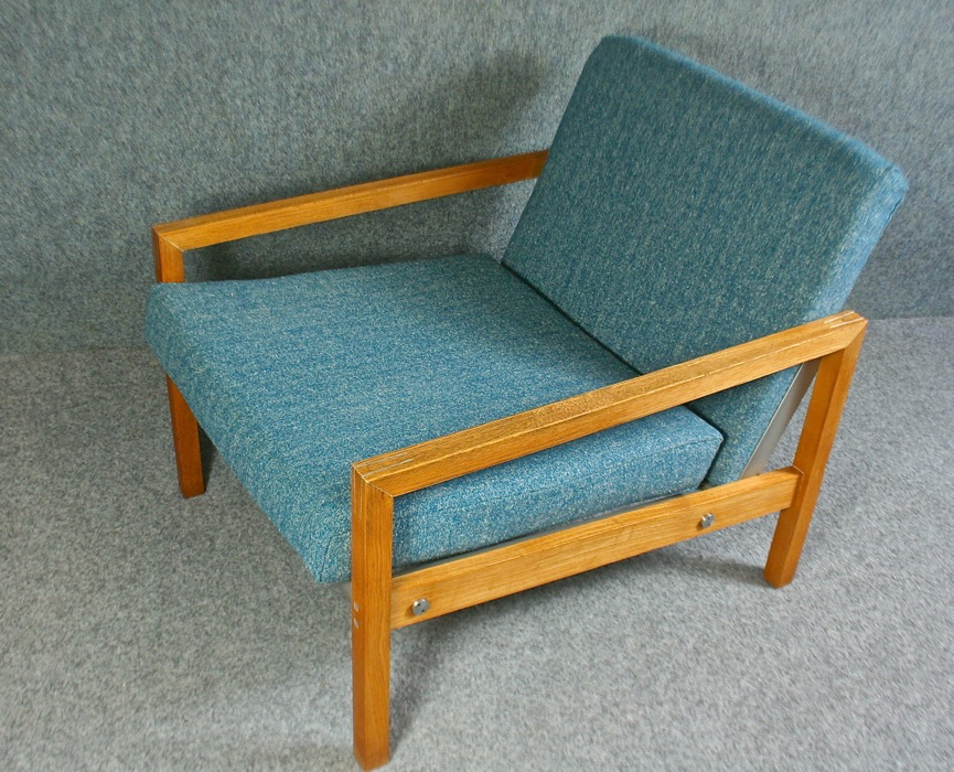 A 1960s Ernest race Sheppey chair with tweed upholstery - Image 5