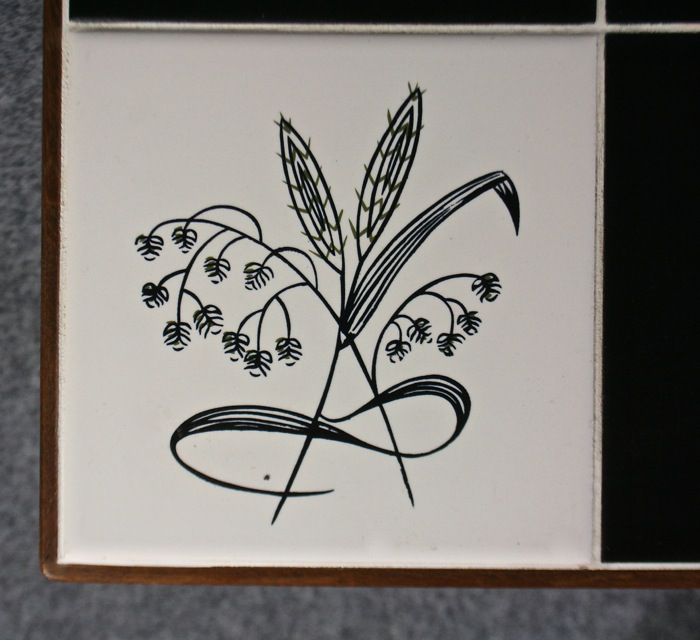 A 1950’s square black and white tiled coffee table - Image 3