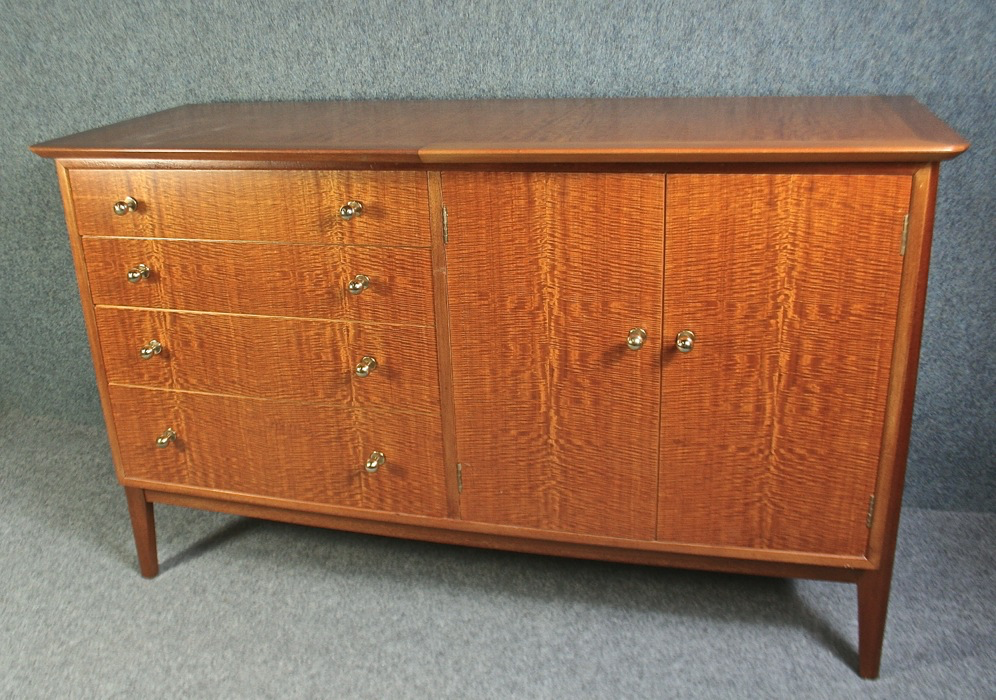 A 1950’s ‘Carousel’ sideboard by Gimson and Slater in beautiful flame-wood - Image 6