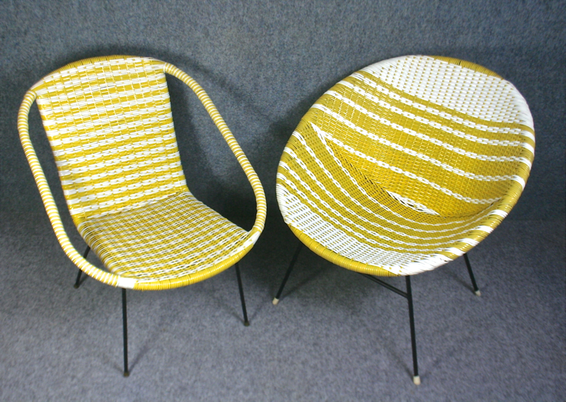 Three 1950s yellow and white plastic weave sun chairs - Image 3