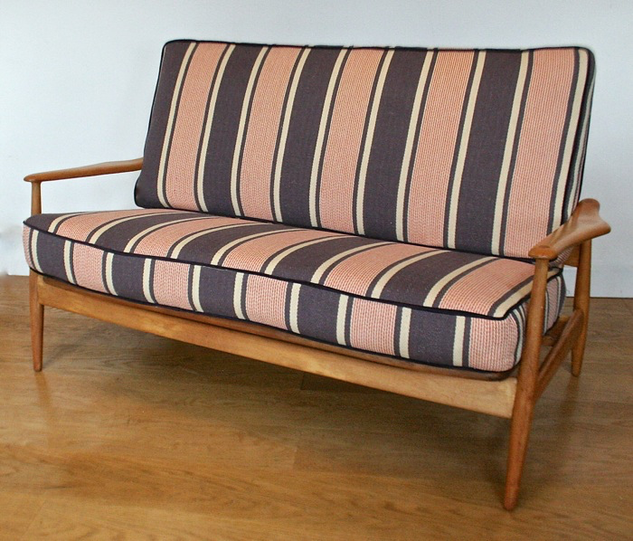 A Danish Arne Vodder for France and Daverkosen ‘flat-pack’ two seat sofa - Image 2
