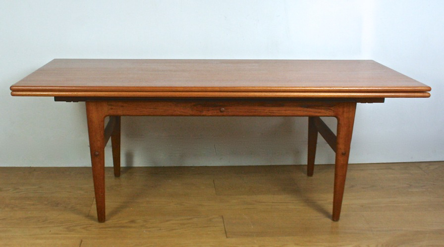 A mid-century metamorphic table - Image 3