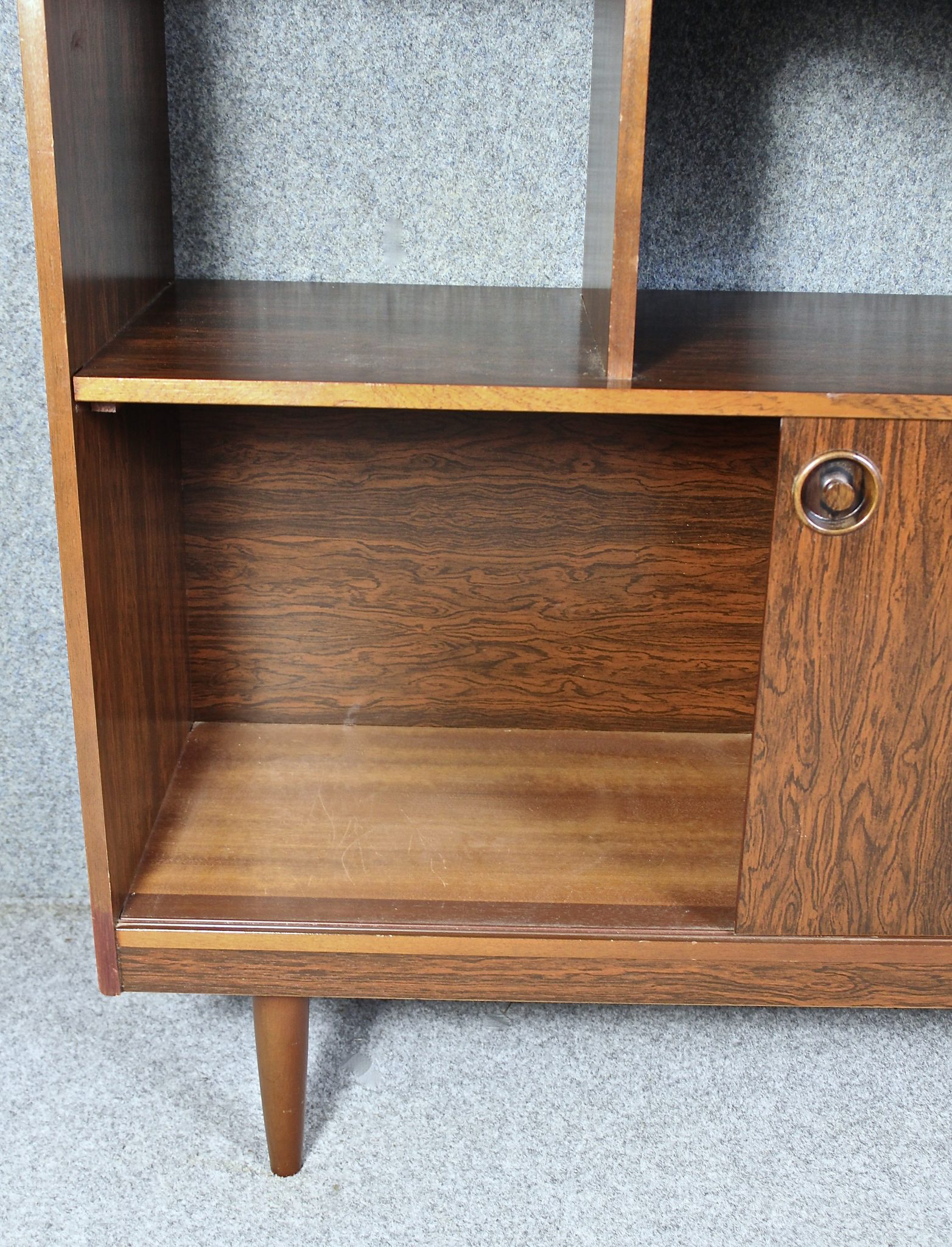 A 1960’s Greaves and Thomas rosewood room divider - Image 2