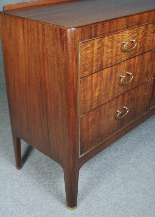 A small teak 1950s sideboard with drop handles - Image 4