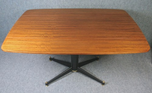 A 1950’s GPlan Librenza teak rise and fall dining table - Image 2