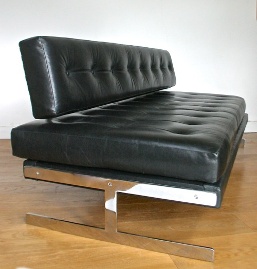 A 1970’s Merrow Associates black leather and chrome sofa/daybed by Richard Young
