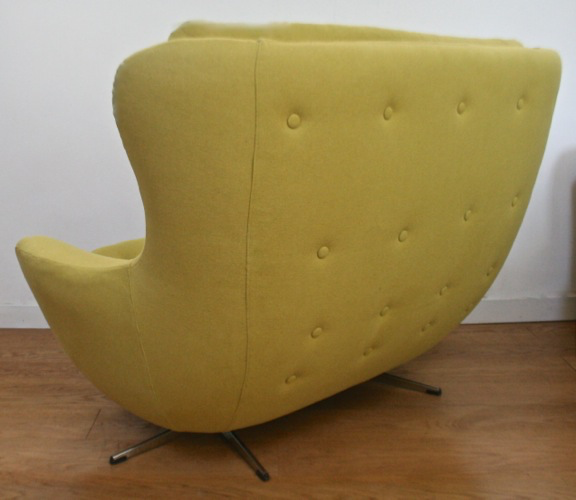 An iconic 1960’s button back sofa egg shaped 2 seat sofa - Image 2