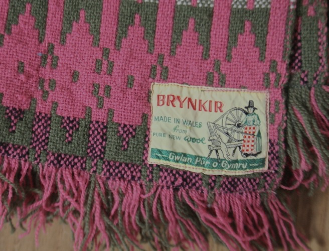 Welsh tapestry blanket and cushion cover - Image 3