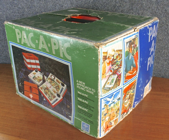 A Pac a Pic portable picnic box - Image 3