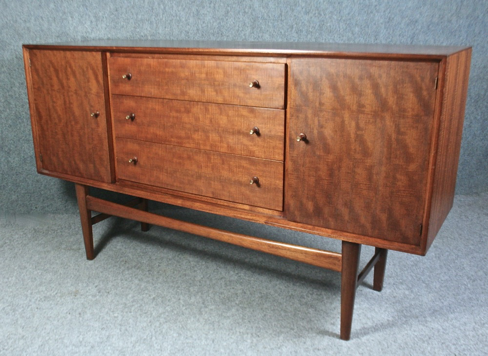 A 1950’s Mid-century teak sideboard by Gordon Russell of Broadway - Image 5