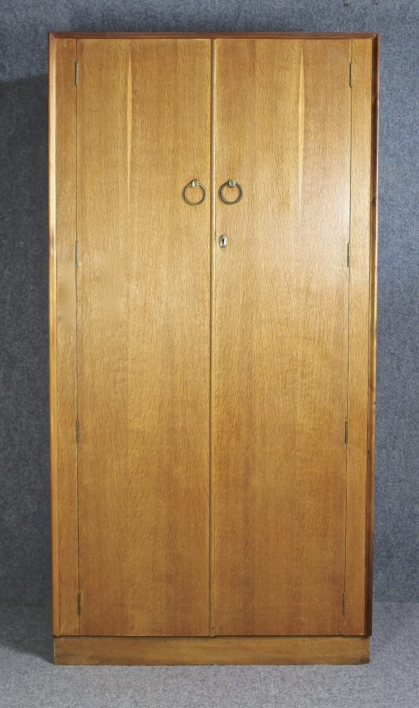 A CWS gentlemans double wardrobe