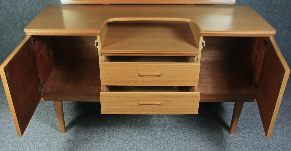 A 1960’s light oak dressing table - Image 2