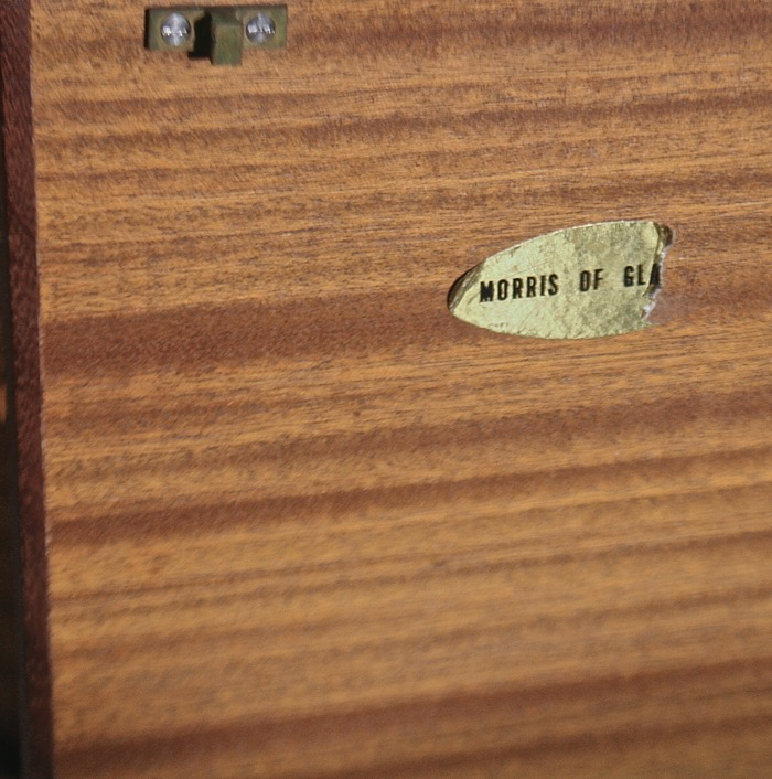 Mid 20th century Morris of Glasgow walnut sideboard - Image 7