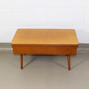 A perfectly sized midcentury sewing box