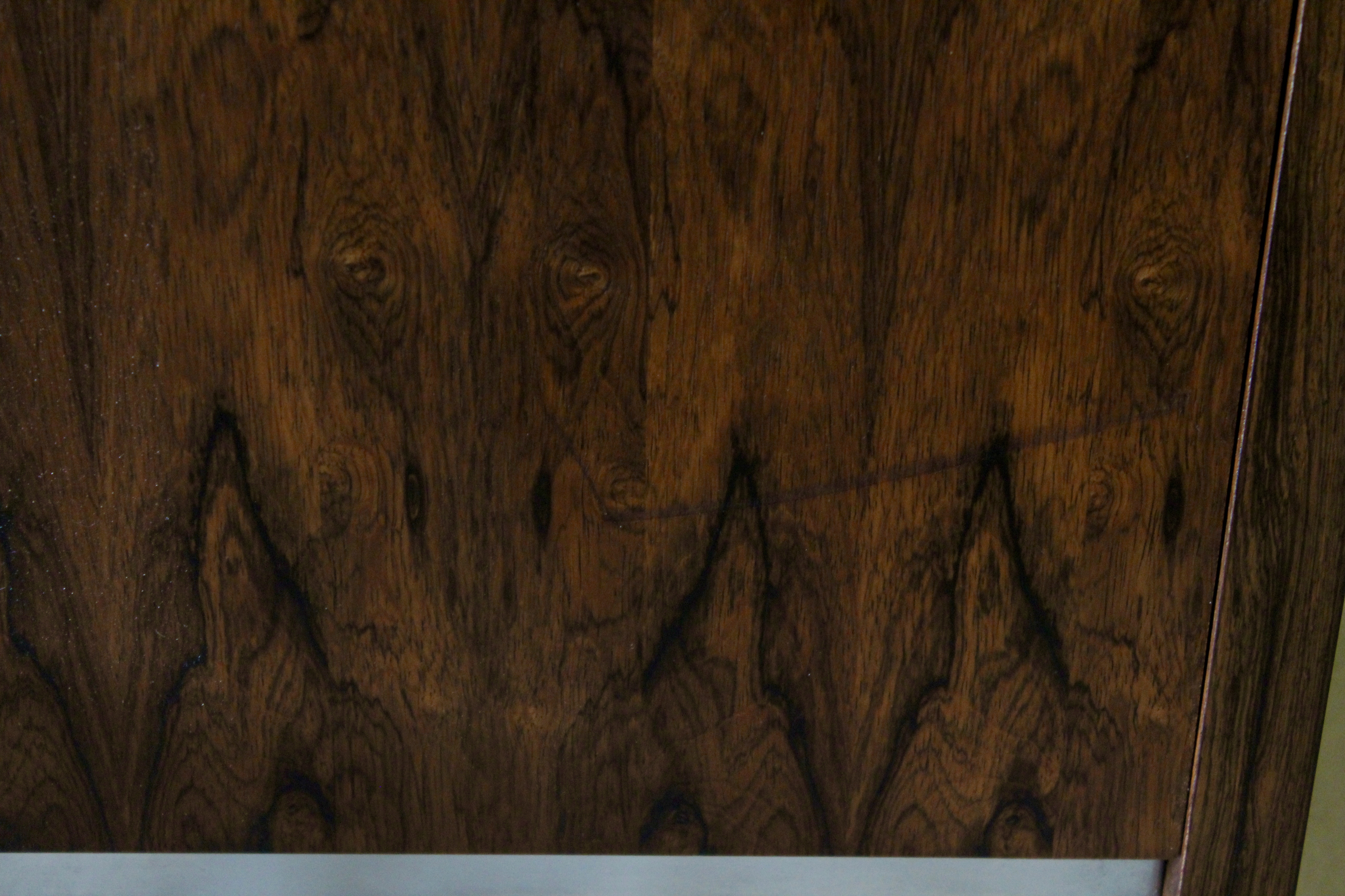A 1970's unique Merrow Associates rosewood hifi unit record cabinet. - Image 8