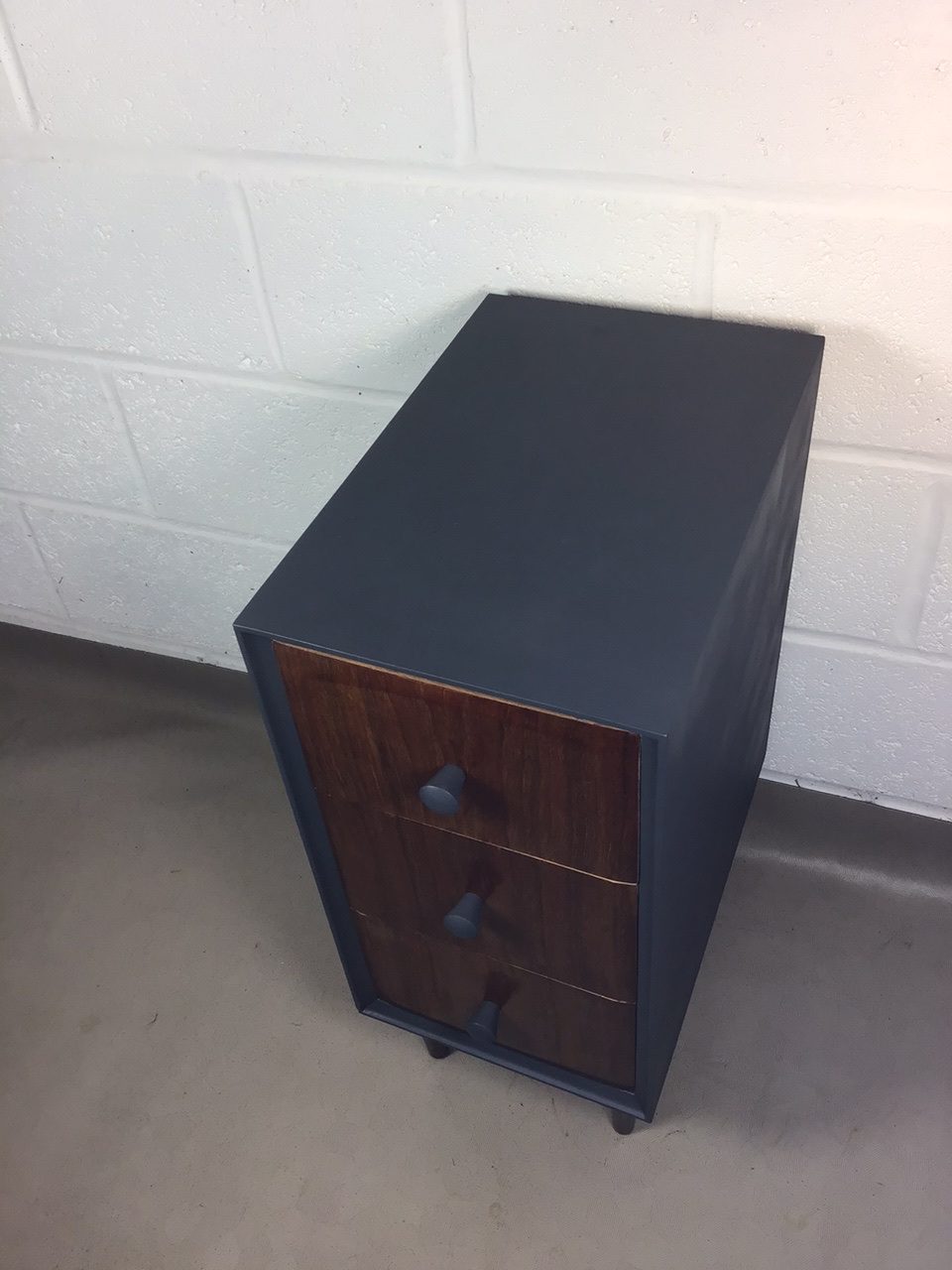 A 1950’s Meredew up-cycled mahogany set of drawers. - Image 3