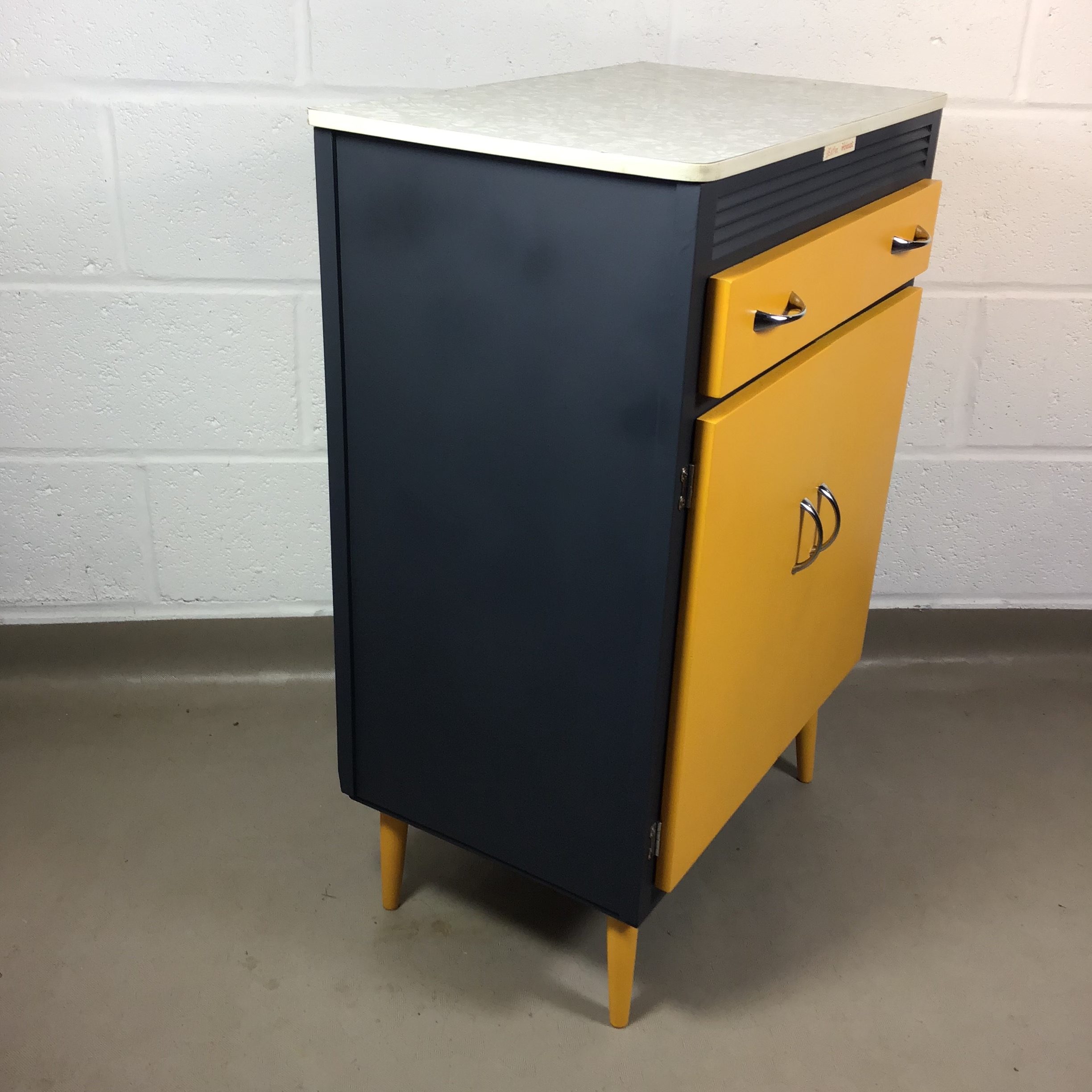 An up cycled 1950’s kitchen unit larder. - Image 3