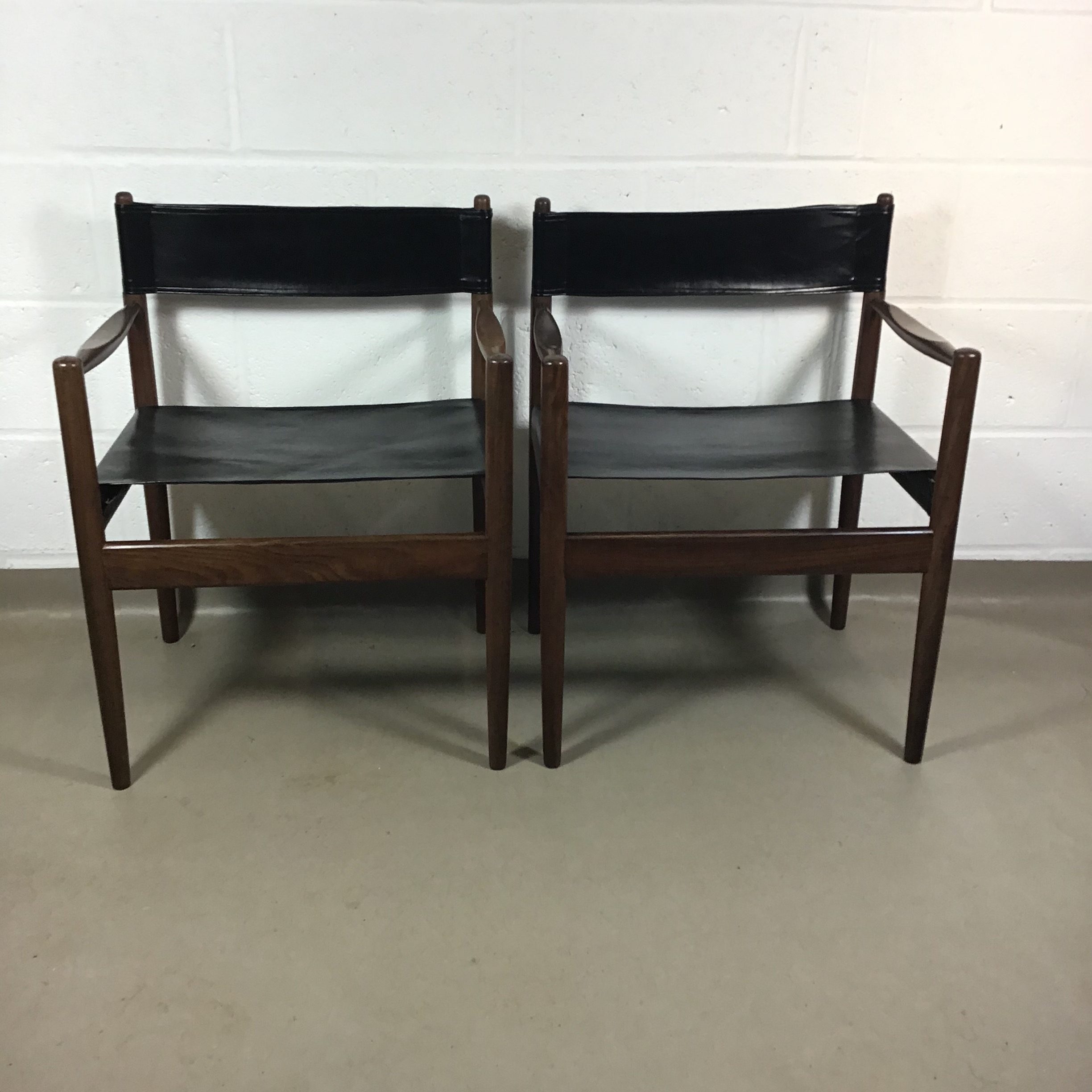 Two Danish Rosewood office/ desk/ carver leather director style chairs - Image 3