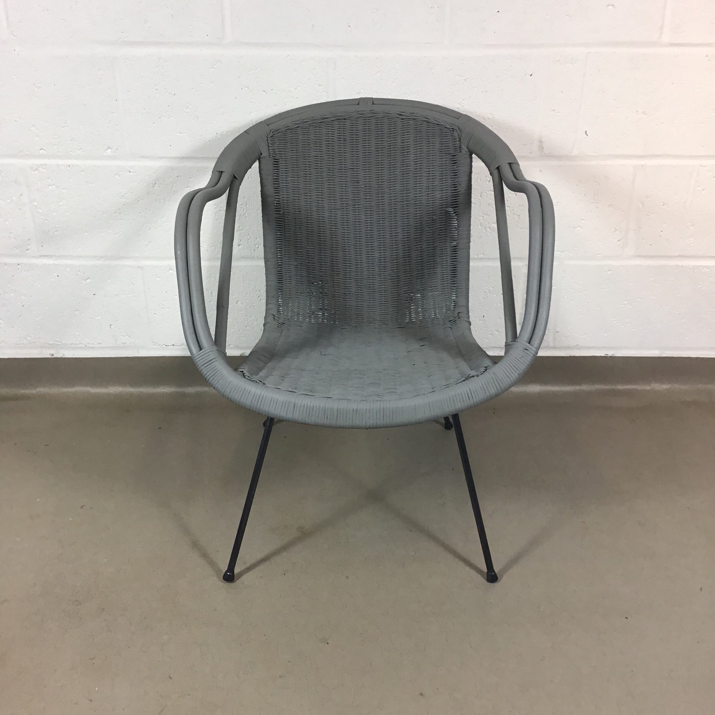 A lovely up cycled 1960s basket chair. - Image 5