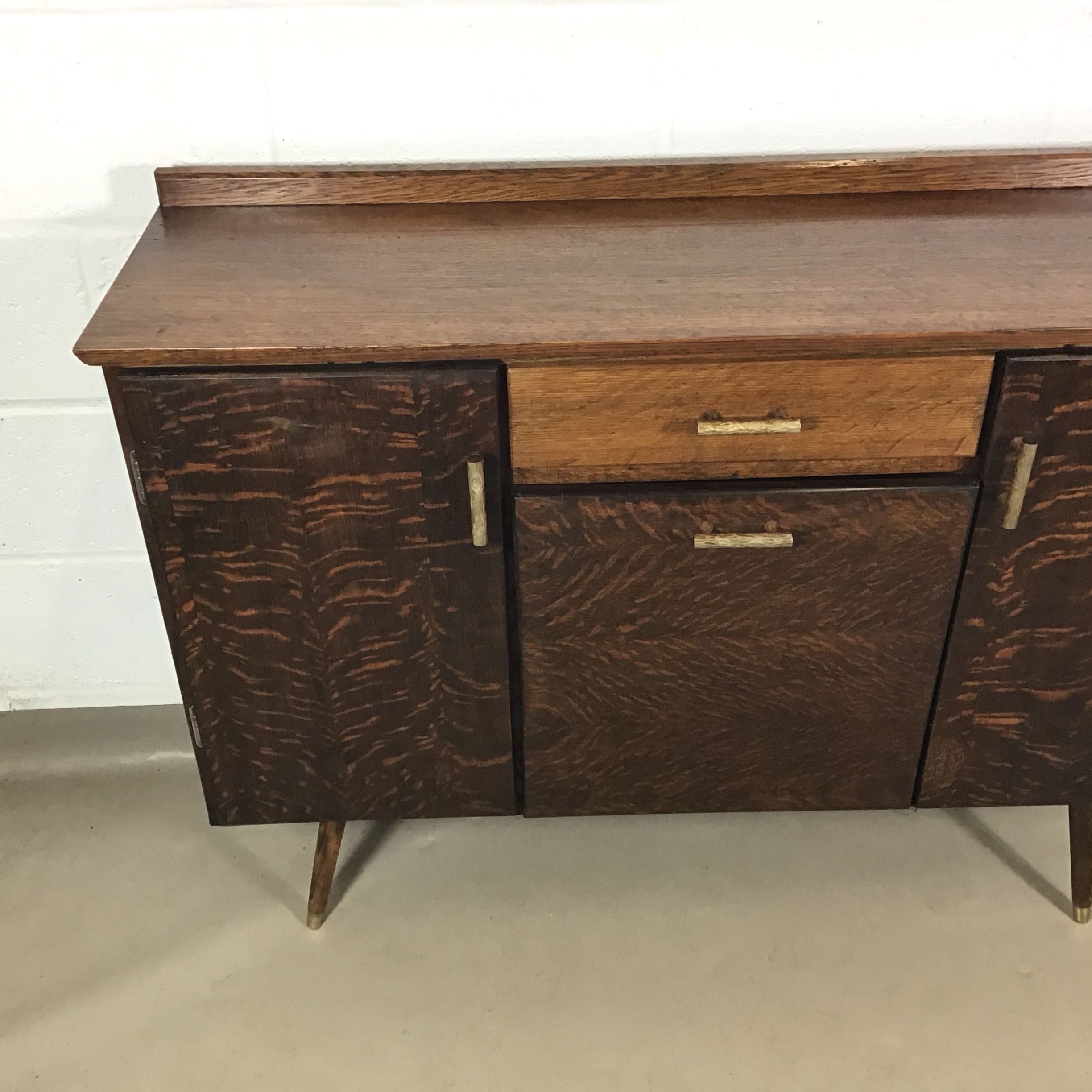 A 1950's oak sideboard with original celluloid handles - Image 9