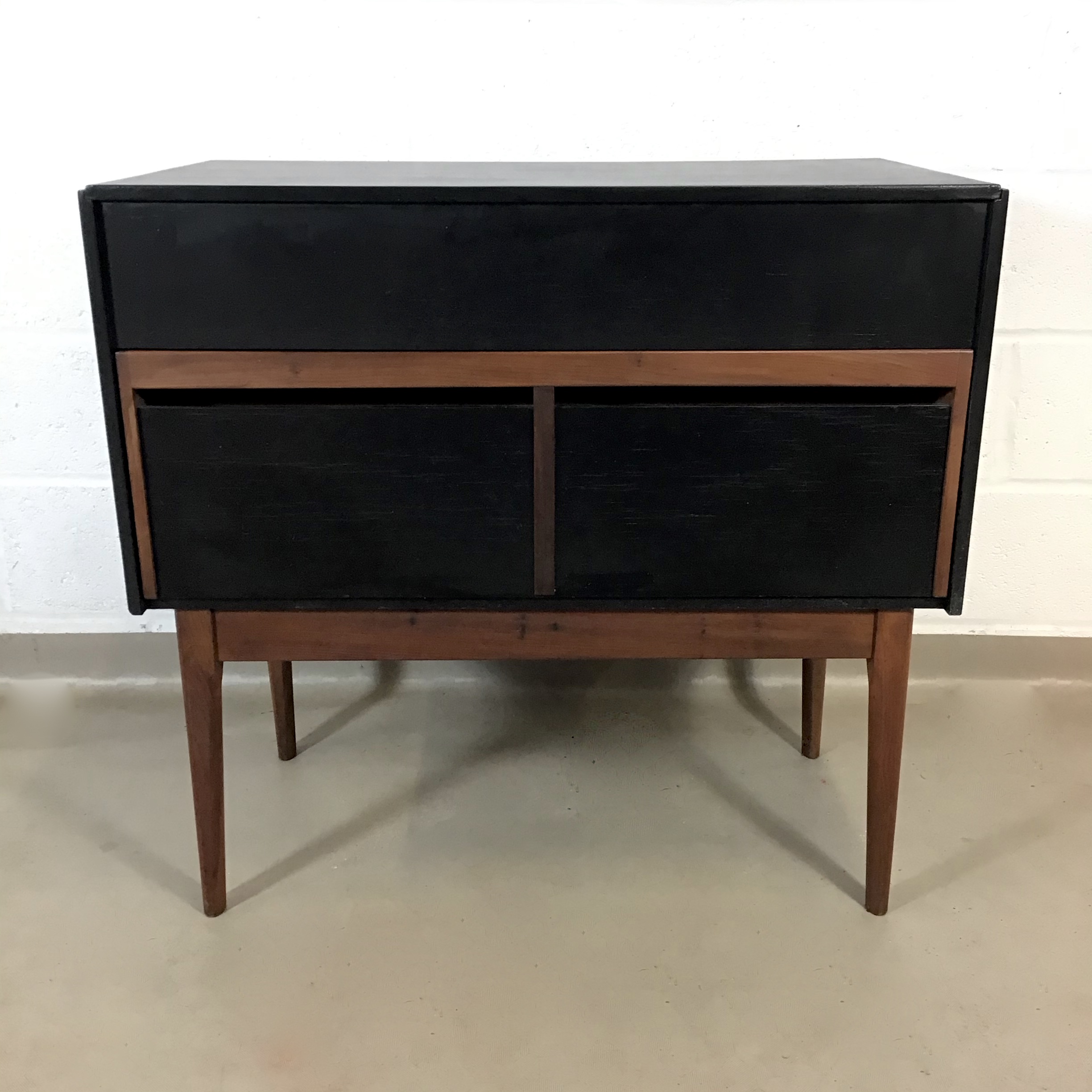 An unusual 1960's louvered yew wood and black painted bureau / desk. - Image 9