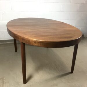 A Danish Harry Østergaard for Randers Møbelfabrik teak oval extending table