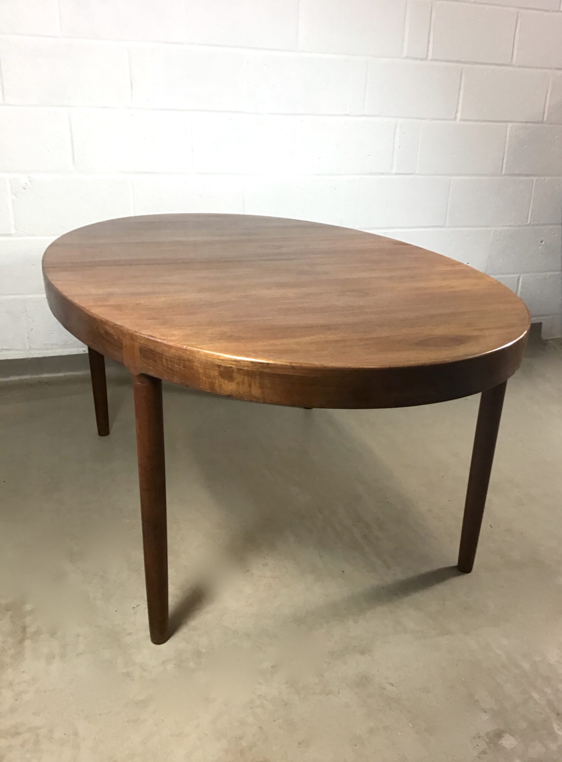 A Danish Harry Østergaard for Randers Møbelfabrik teak oval extending table