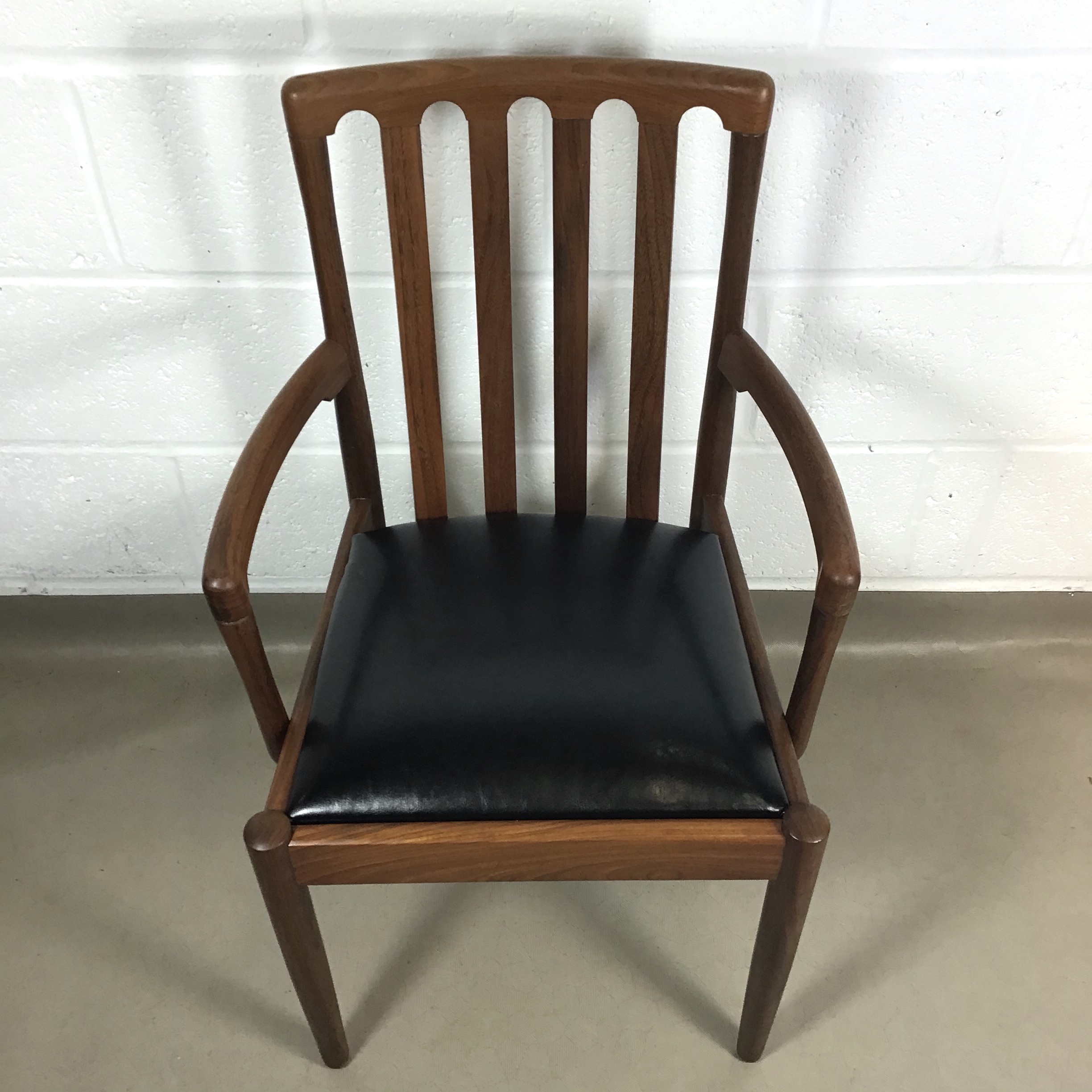 A 1960's Meredew carver/ office chair with leather seat. - Image 4