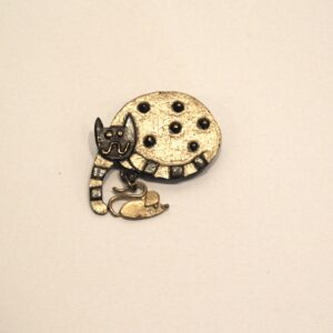 'Cat and Mouse' Brooch