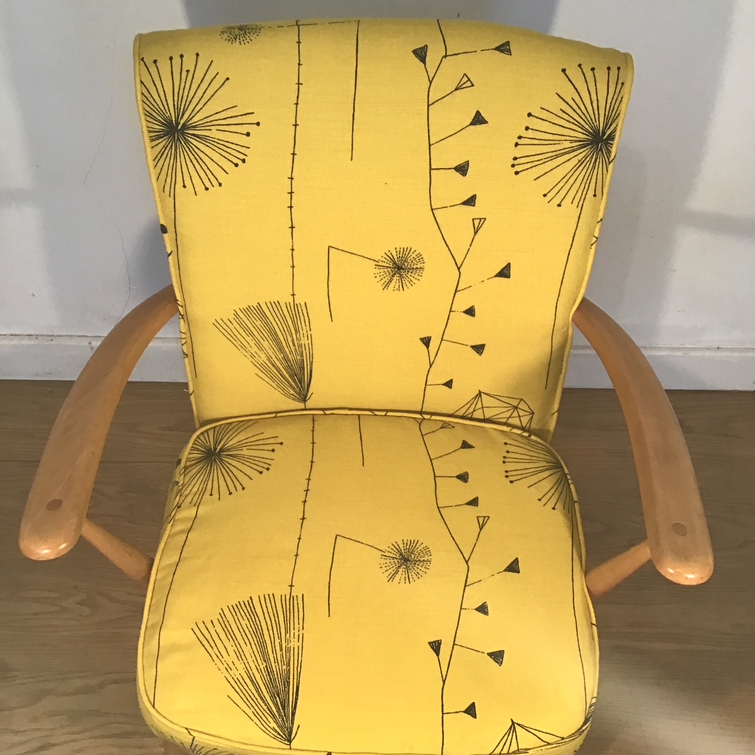 A 1950's No 248 Ercol chair reupholstered in Dandelion clocks by Lucienne day - Image 4