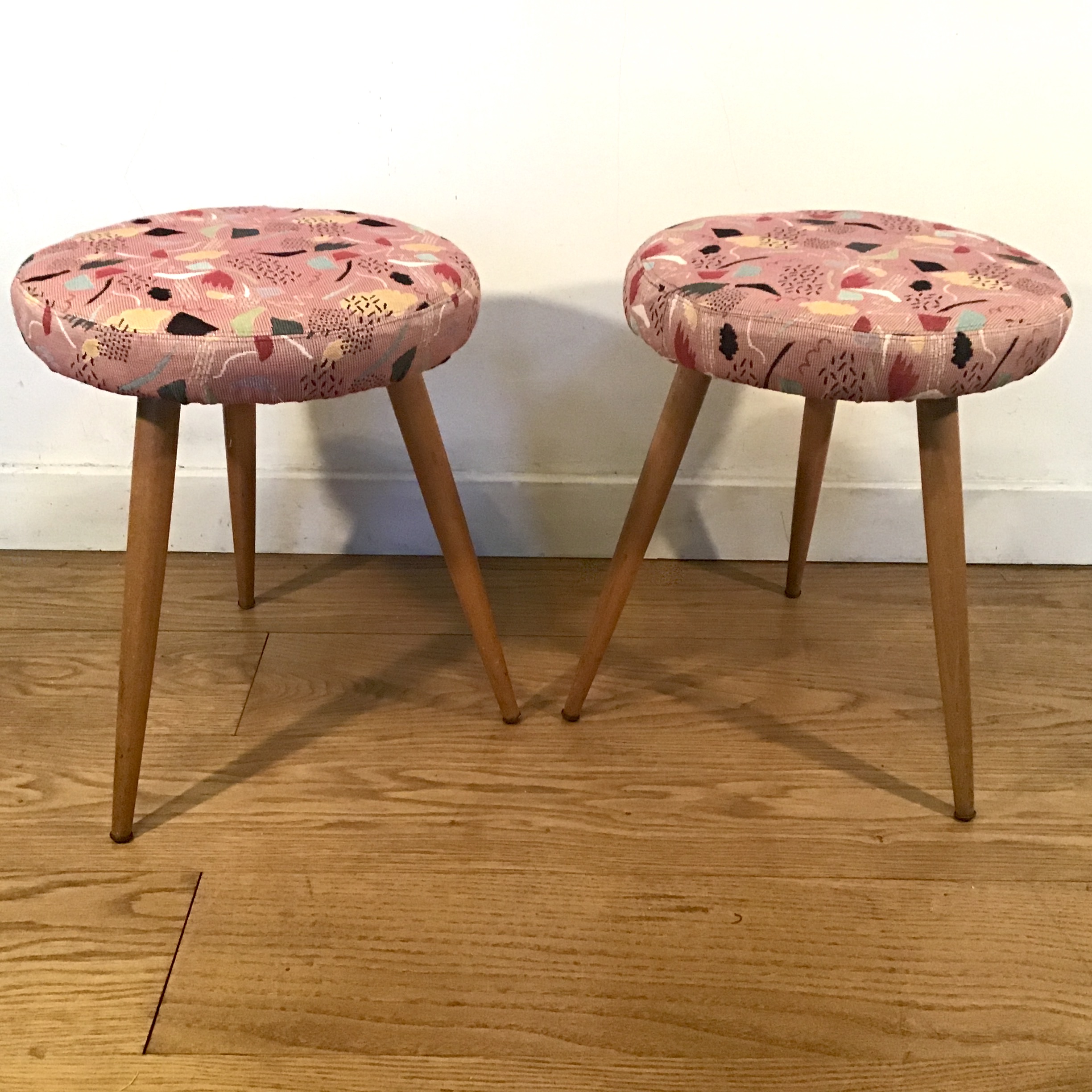 Pair of 1950's vintage tacke hocker stools - Image 2