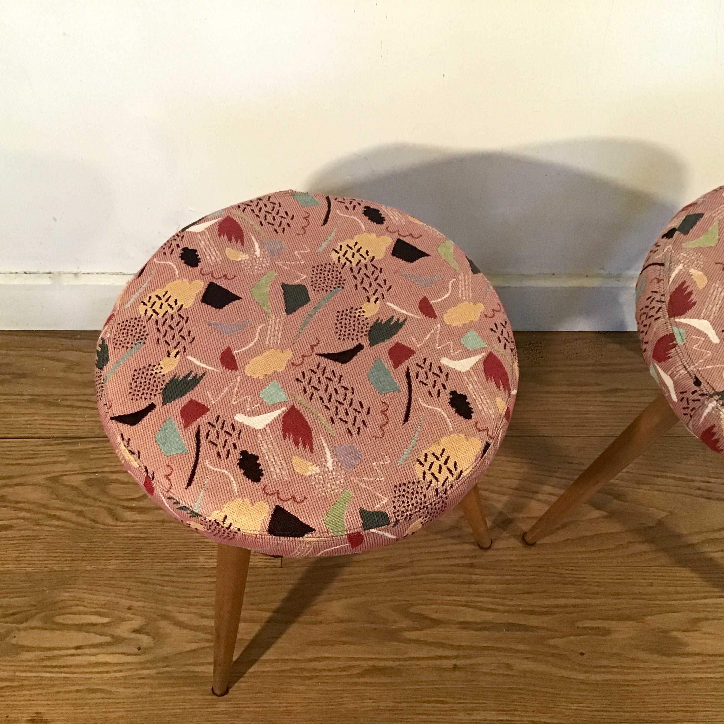 Pair of 1950's vintage tacke hocker stools - Image 4