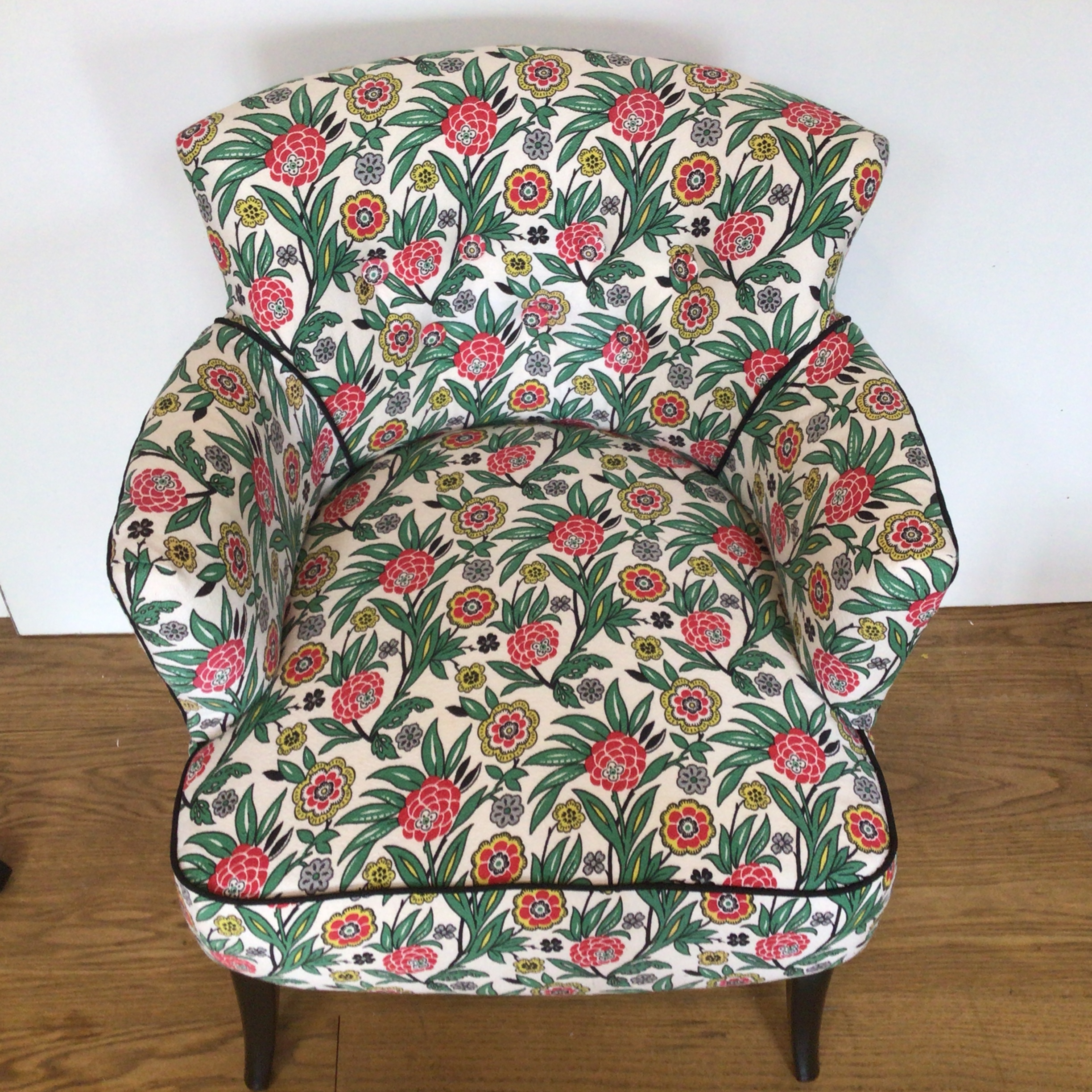 A lovely 1930's chintz chinoiserie/ Art Deco style Arm chair - Image 3