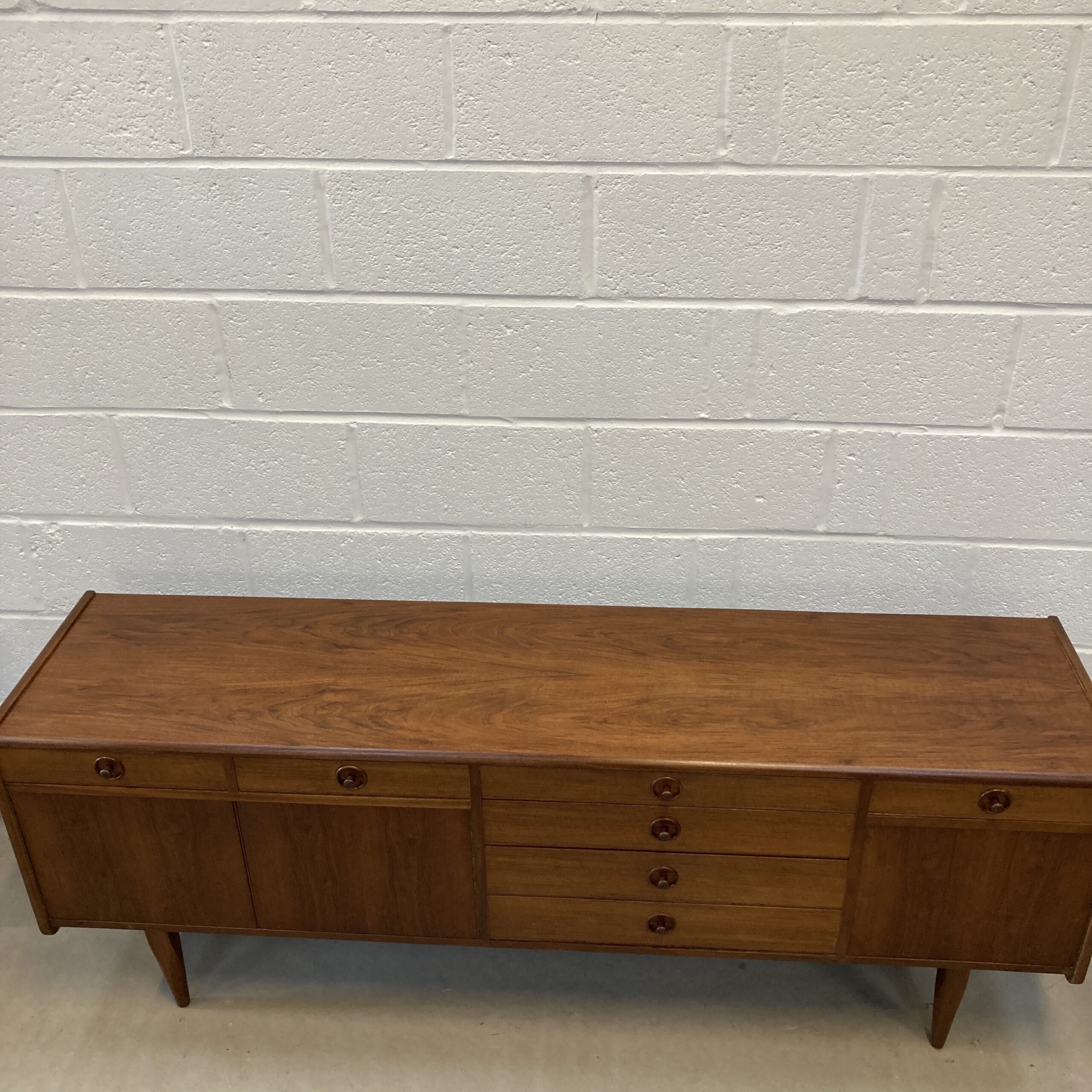 A Midcentury Robert Heritage for Archie Shine walnut sideboard. - Image 9