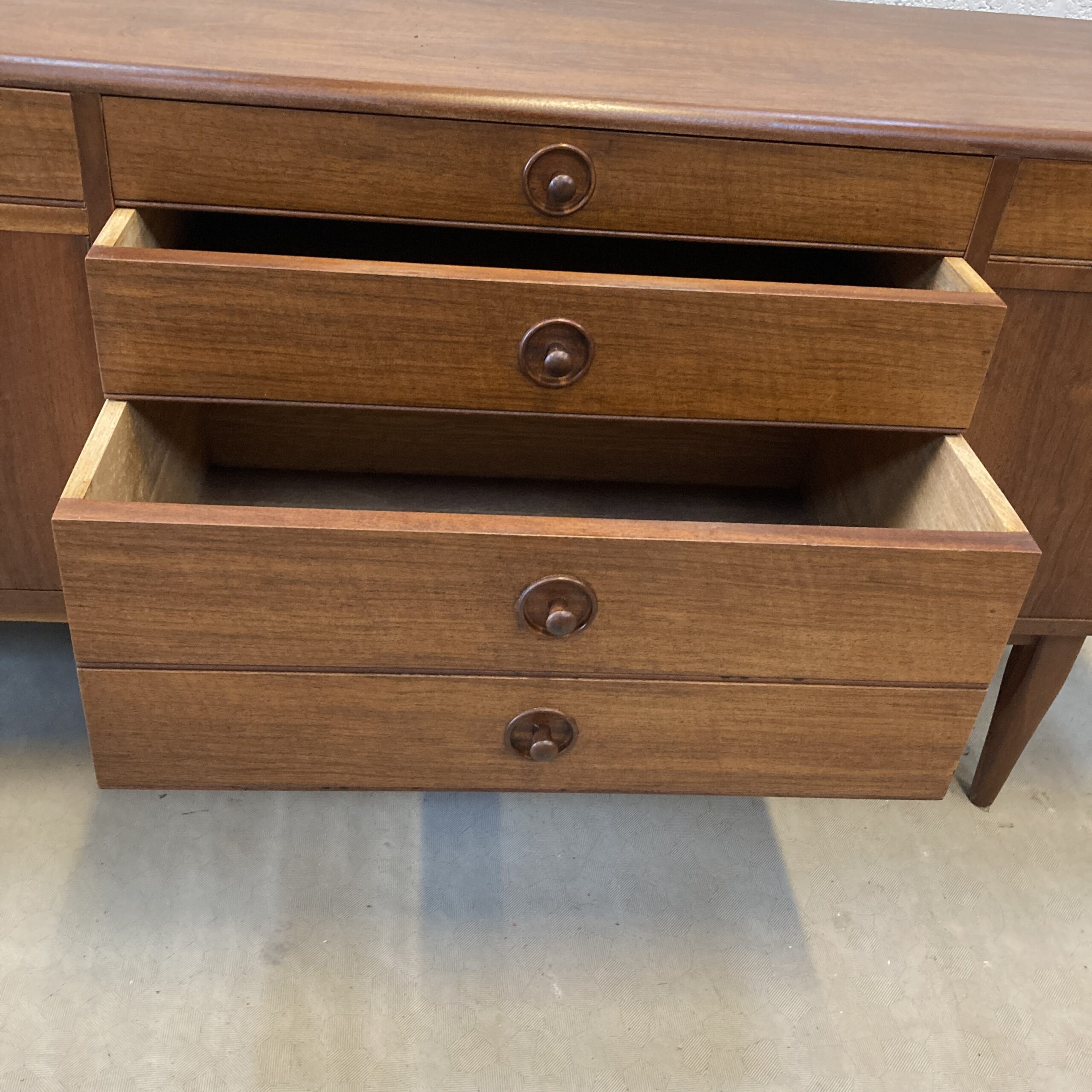 A Midcentury Robert Heritage for Archie Shine walnut sideboard. - Image 3