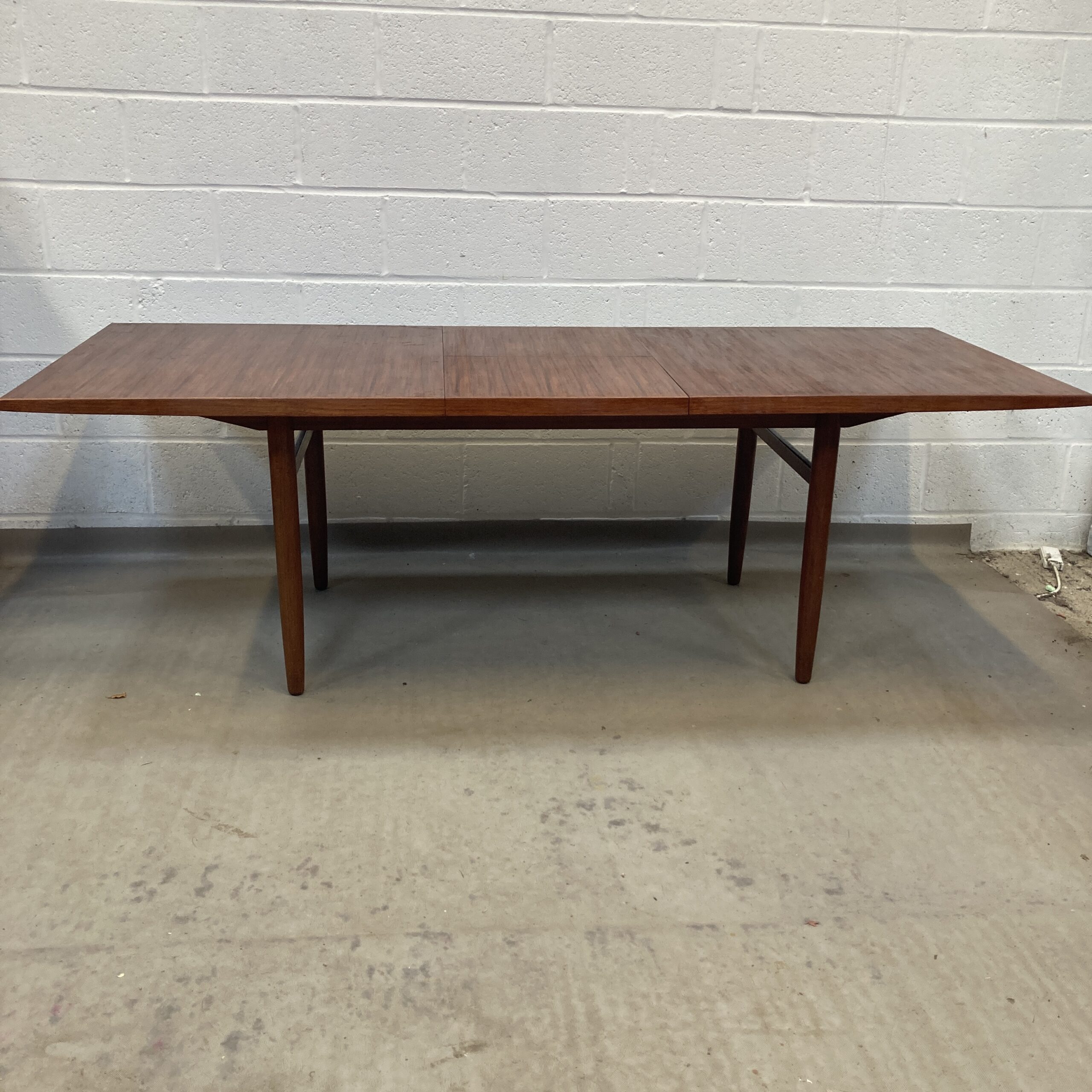 A 1960s Teak Dalescraft large extending table - Image 2