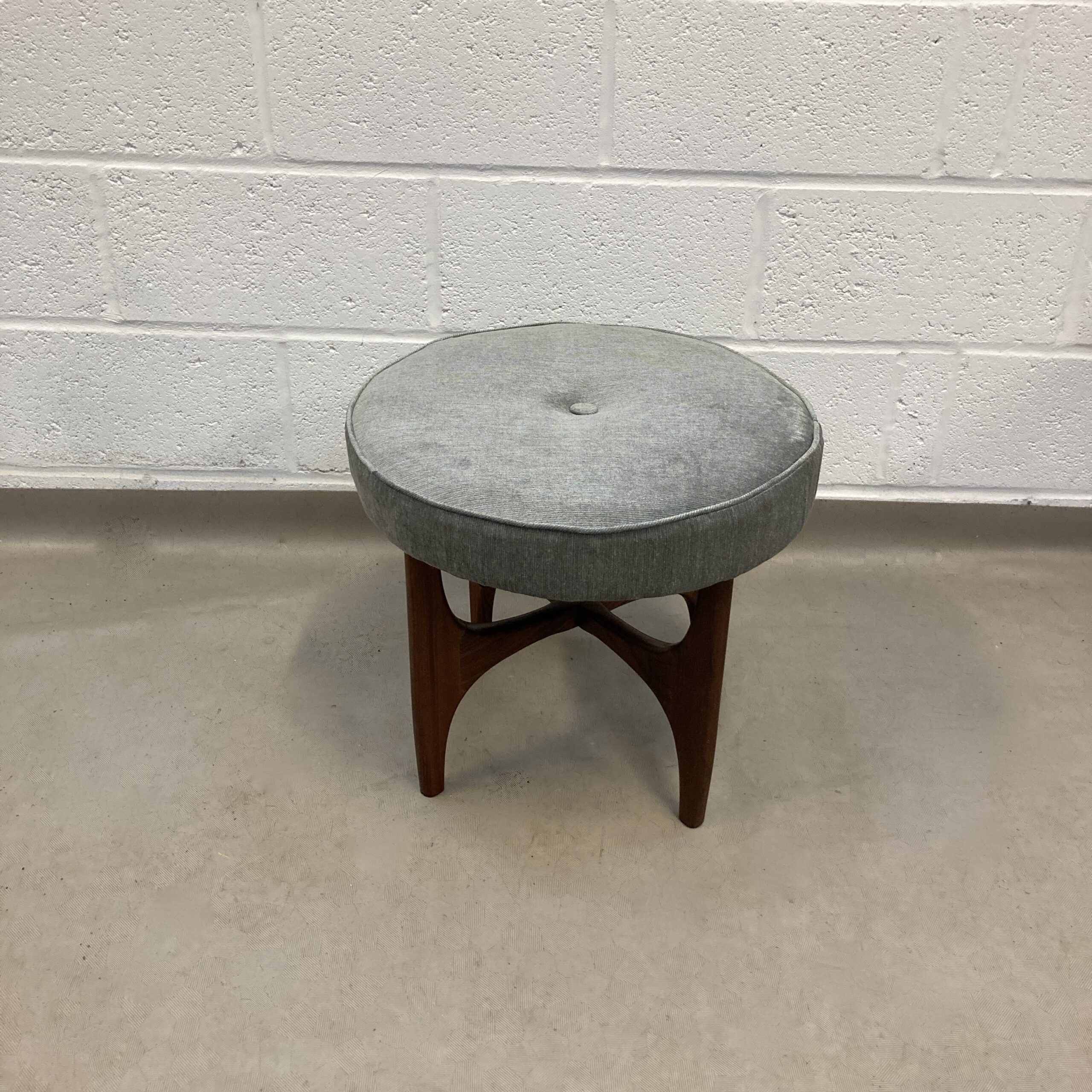 A 1960's G-Plan Fresco circular bedroom stool. - Image 6