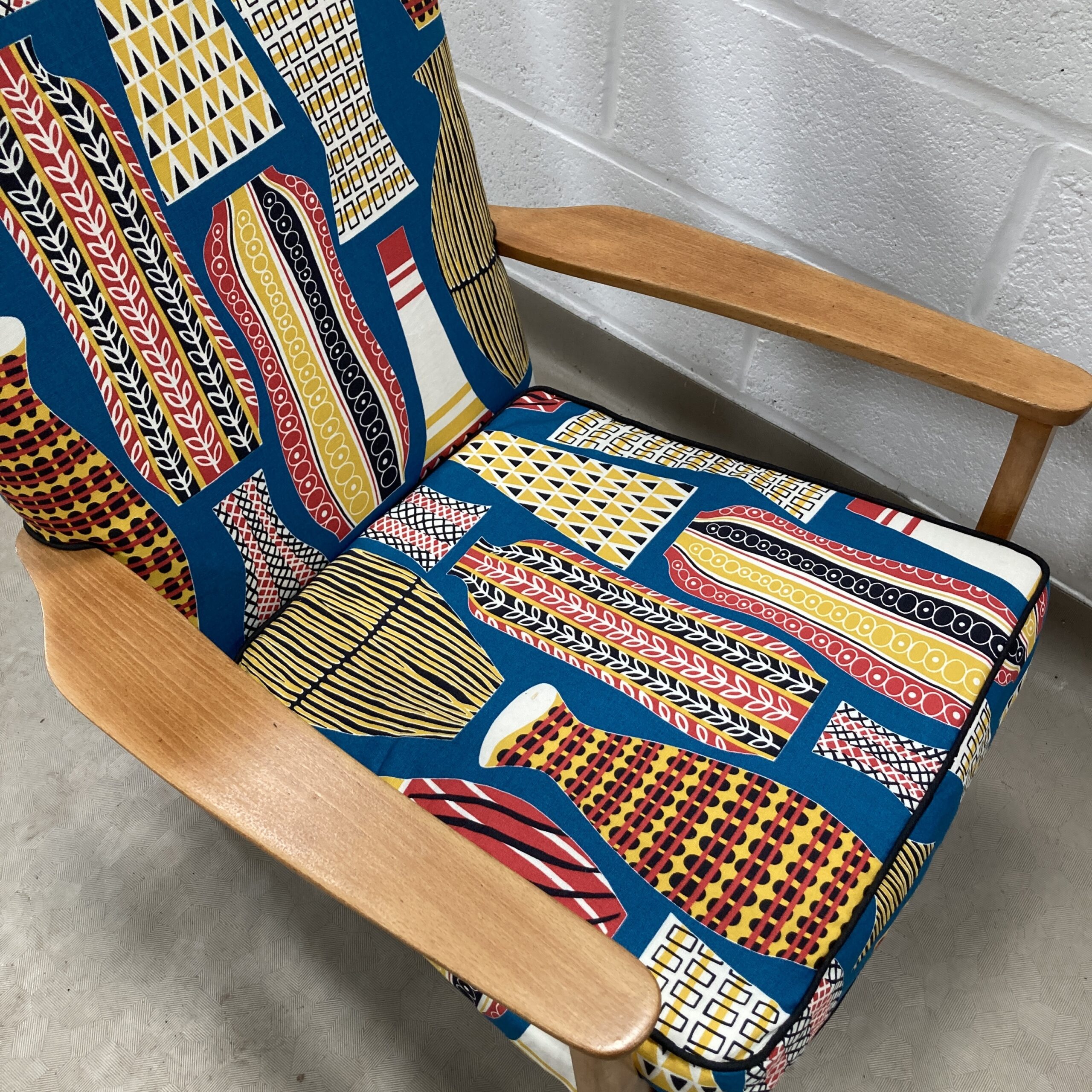 A 1960’s Parker Knoll chair recovered in sandersons Hayward - Image 5