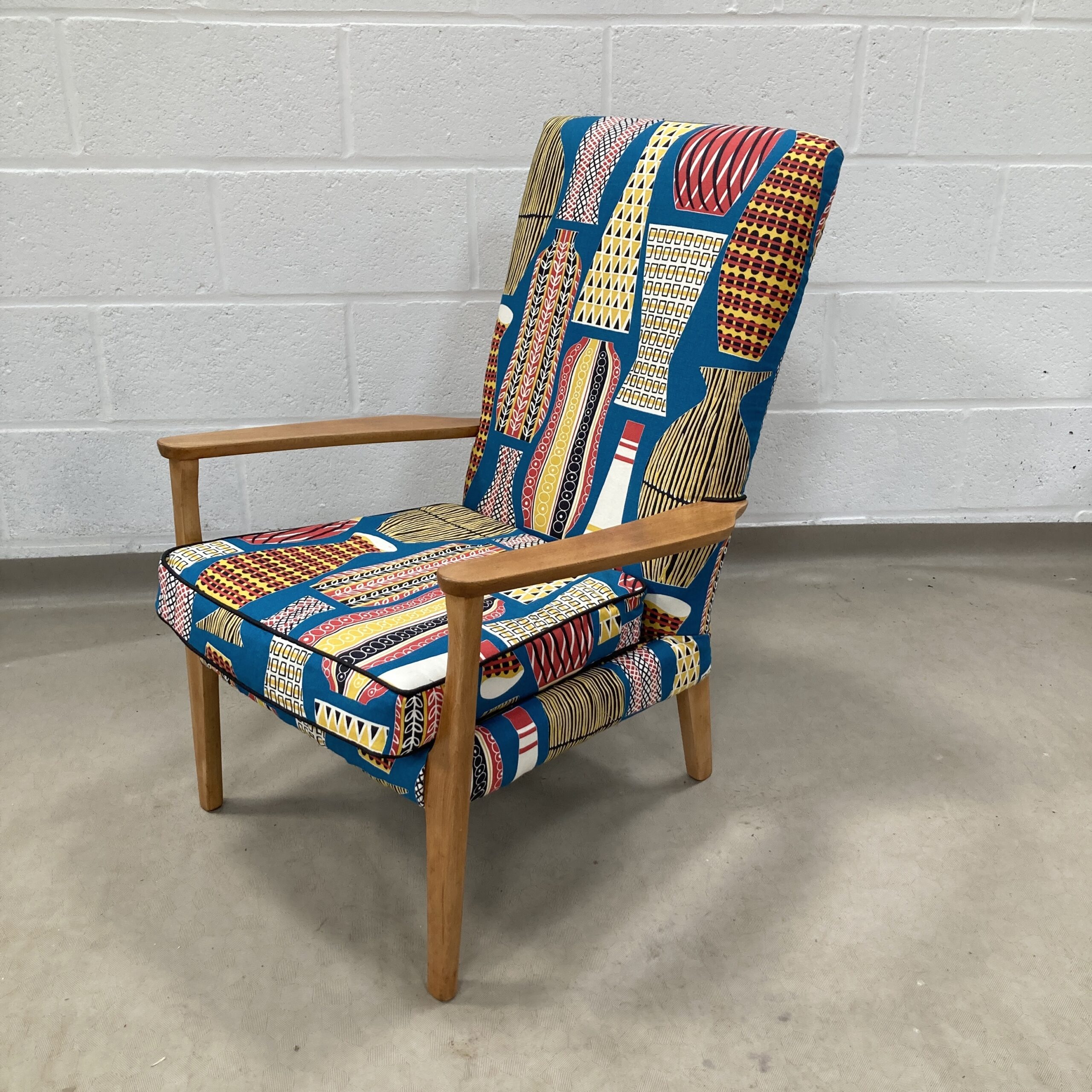 A 1960’s Parker Knoll chair recovered in sandersons Hayward - Image 9