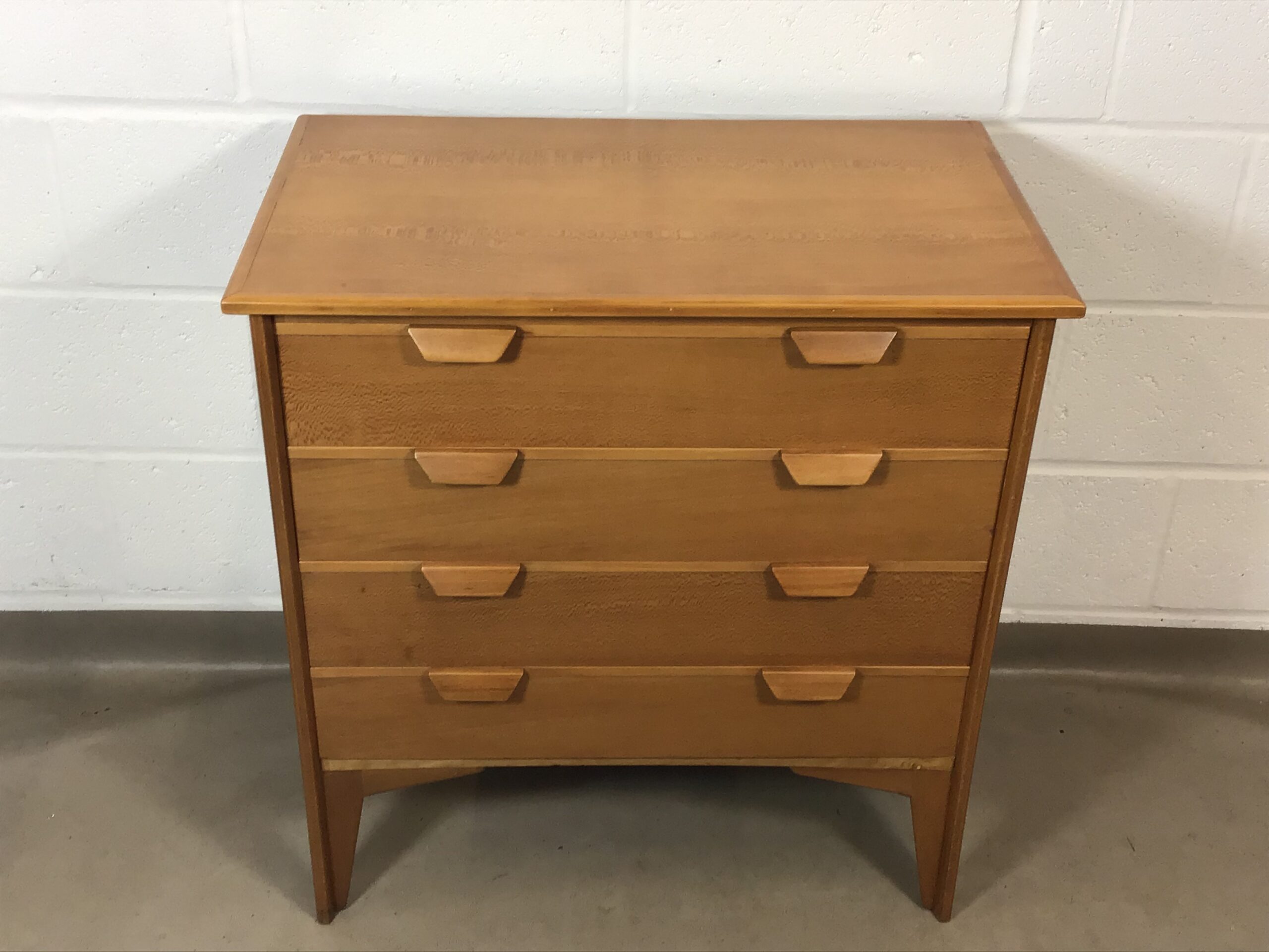 A Rare early 1950's Heals walnut and beech bedroom suite - Image 12
