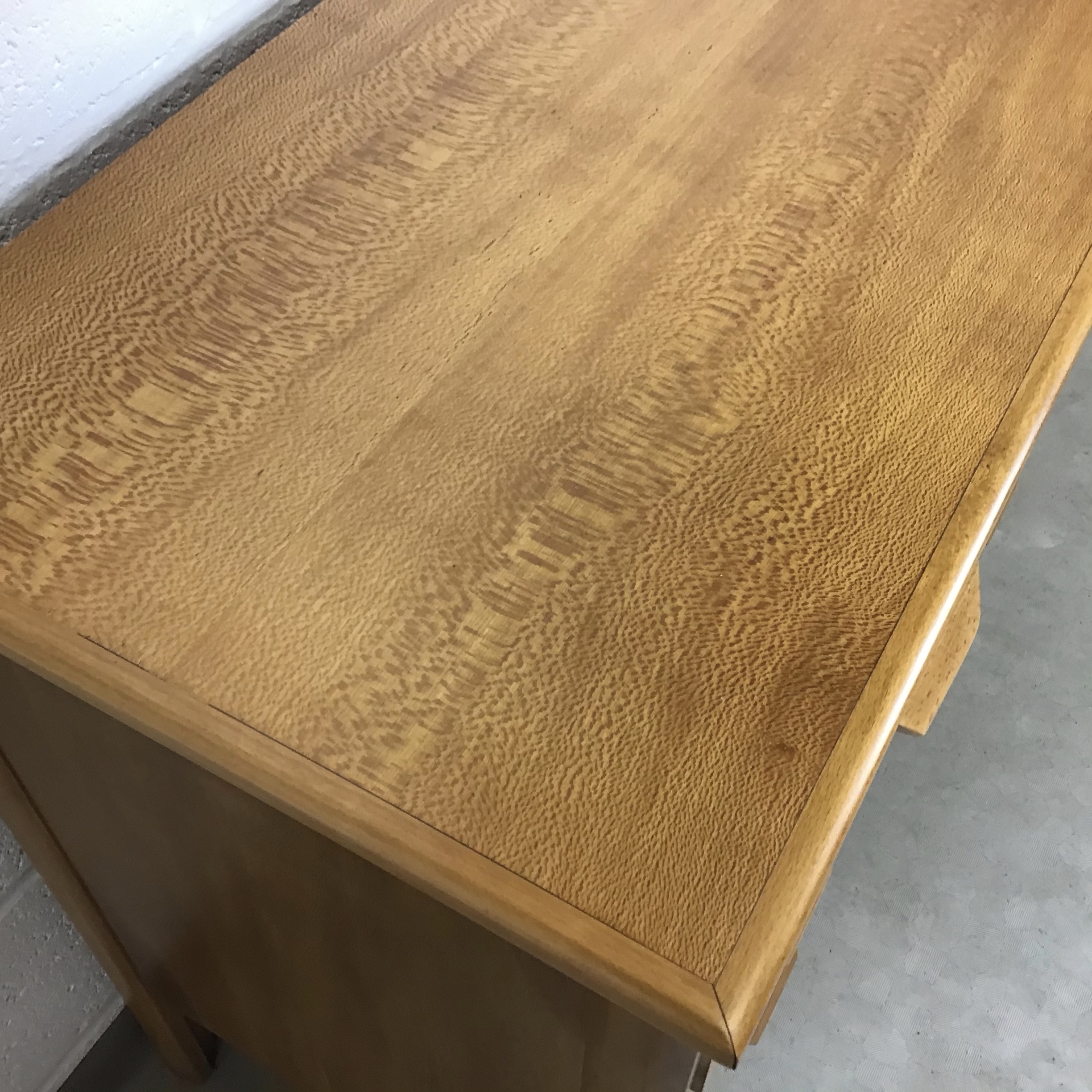 A Rare early 1950's Heals walnut and beech bedroom suite - Image 9