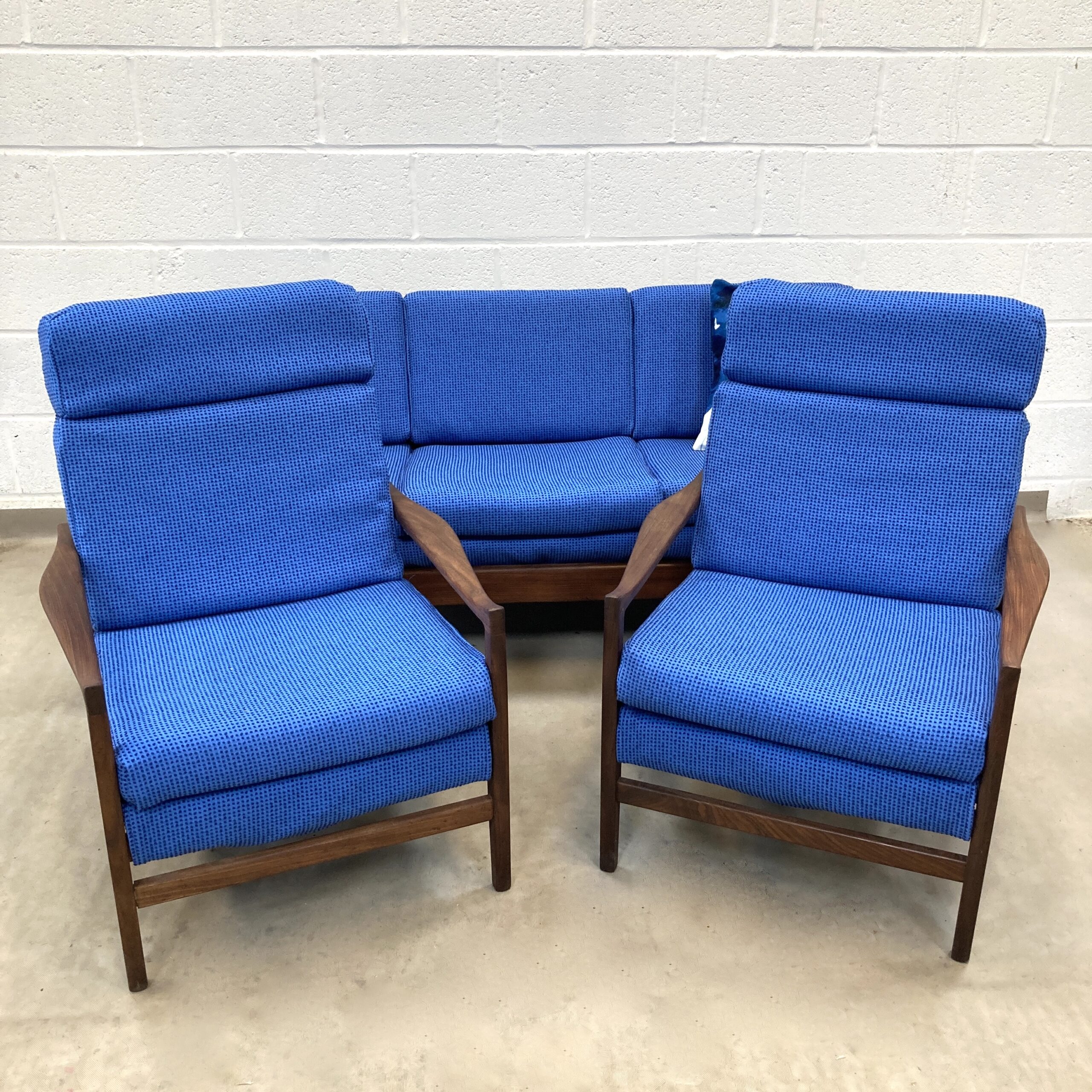 A 1960s Cintique Loungemaster sofa suite reupholstered in a wool mix Abbotsford mill fabric. - Image 14